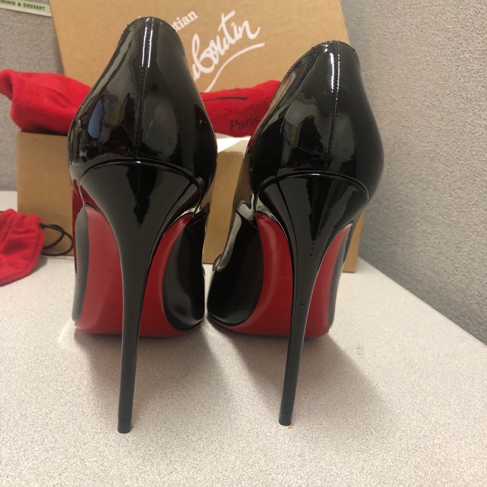 Louboutin So Kate 120